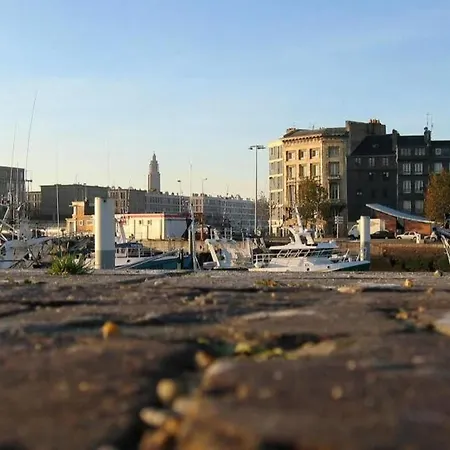 Sur Les Bancs De L'Ecole Proche Fac & Gare Le Havre